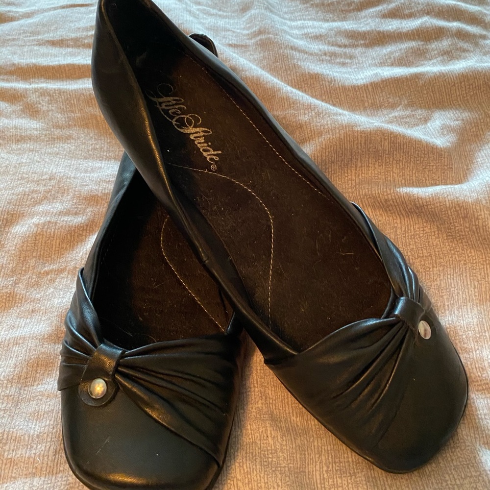 Lifestride black womens flat